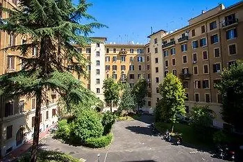 Bq House Milizie Luxury Rooms Roma Bed and breakfast